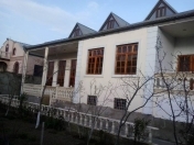 Satılır 10 otaqlı 435 m2 həyət evi Sulutəpə