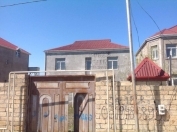 Satılır 8 otaqlı 200 m2 həyət evi Binəqədi r.