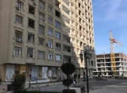 Satılır 4 otaqlı 141 m2 yeni tikili Qələbə dairəsi