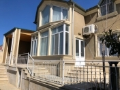 Satılır 6 otaqlı 260 m2 həyət evi Novxanı