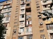 Satılır 4 otaqlı 100 m2 köhnə tikili Yeni Yasamal