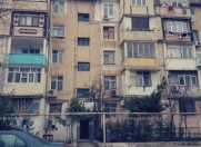 İcarəyə verilir 2 otaqlı 52 m2 köhnə tikili Moskva univermağı