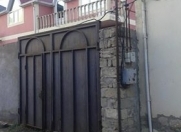 Satılır 6 otaqlı 220 m2 həyət evi Bakıxanov