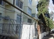 Satılır 3 otaqlı 60 m2 köhnə tikili Atatürk parkı