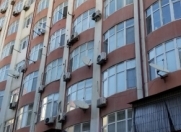 Satılır 35 otaqlı 800 m2 obyekt İnşaatçılar m.