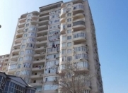 Satılır 3 otaqlı 125 m2 yeni tikili 5 mkr