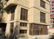 Satılır 6 otaqlı 530 m2 obyekt Xırdalan
