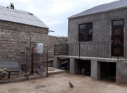 Satılır 3 otaqlı 2 m2 həyət evi Binə