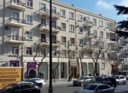 İcarəyə verilir 2 otaqlı 60 m2 köhnə tikili İncəsənət və Mədəniyyət Un.