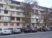 İcarəyə verilir 3 otaqlı 80 m2 köhnə tikili Ayna Sultanova heykəli