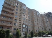 Satılır 5 otaqlı 130 m2 köhnə tikili Gənclik m.