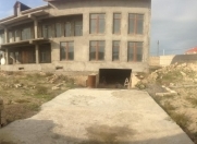 Satılır 15 otaqlı 1200 m2 villa Qala