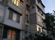 Satılır 2 otaqlı 33 m2 köhnə tikili 1 mkr