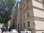 Satılır 3 otaqlı 110 m2 köhnə tikili Azneft meydanı