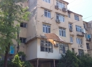 Satılır 3 otaqlı 100 m2 köhnə tikili Montin