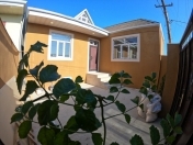 Satılır 3 otaqlı 90 m2 həyət evi Binəqədi