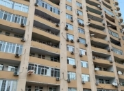 Satılır 3 otaqlı 146 m2 yeni tikili Azərbaycan Dillər Universiteti