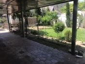 Satılır 7 otaqlı 200 m2 həyət evi Azadlıq prospekti m.
