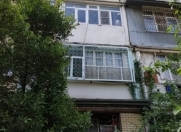 Satılır 3 otaqlı 75 m2 köhnə tikili Ayna Sultanova heykəli