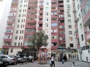 Satılır 3 otaqlı 135 m2 yeni tikili Həzi Aslanov