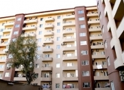 İcarəyə verilir 4 otaqlı 150 m2 yeni tikili 3 mkr