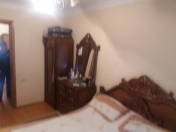 Satılır 4 otaqlı 172 m2 köhnə tikili 8 km