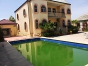 İcarəyə verilir 5 otaqlı 300 m2 bağ evi Mərdəkan