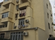 Satılır 2 otaqlı 50 m2 köhnə tikili Dövlət Statistika Komitəsi