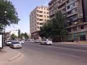 İcarəyə verilir 2 otaqlı 56 m2 köhnə tikili Memar Əcəmi m.