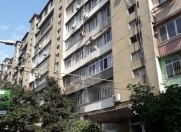 Satılır 2 otaqlı 60 m2 köhnə tikili Gənclik m.
