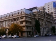 Satılır 3 otaqlı 100 m2 köhnə tikili Dədə Qorqud parkı