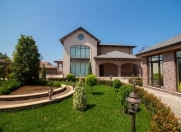 Satılır 6 otaqlı 480 m2 bağ evi Şüvəlan