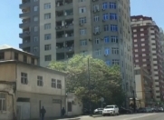 Satılır 4 otaqlı 169 m2 yeni tikili Gənclik m.