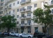 İcarəyə verilir 2 otaqlı 46 m2 köhnə tikili Səməd Vurğun parkı