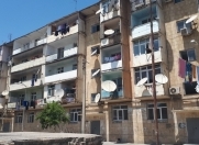 Satılır 3 otaqlı 90 m2 köhnə tikili Rəsulzadə