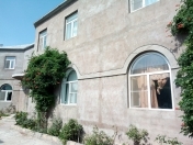 Satılır 6 otaqlı 272 m2 həyət evi Badamdar