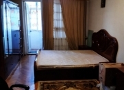 İcarəyə verilir 3 otaqlı 120 m2 köhnə tikili Montin