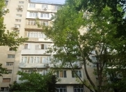 Satılır 3 otaqlı 80 m2 köhnə tikili Gənclik m.