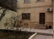 Satılır 8 otaqlı 450 m2 həyət evi Rəsulzadə