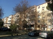 Satılır 2 otaqlı 52 m2 köhnə tikili 4 mkr