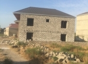 Satılır 8 otaqlı 200 m2 həyət evi Buzovna