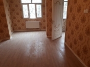 Satılır 2 otaqlı 50 m2 köhnə tikili 1 mkr