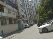 Satılır 2 otaqlı 60 m2 köhnə tikili 8 mkr