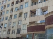 Satılır 2 otaqlı 60 m2 yeni tikili Qara Qarayev m.