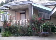 İcarəyə verilir 4 otaqlı 92 m2 bağ evi Qusar