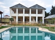 Satılır 8 otaqlı 350 m2 villa Novxanı