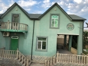 İcarəyə verilir 5 otaqlı 210 m2 bağ evi Buzovna