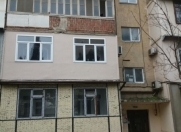 İcarəyə verilir 3 otaqlı 110 m2 köhnə tikili Qara Qarayev m.