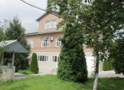 Satılır 10 otaqlı 550 m2 həyət evi Lənkəran