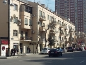 Satılır 2 otaqlı 50 m2 köhnə tikili 28 May m.